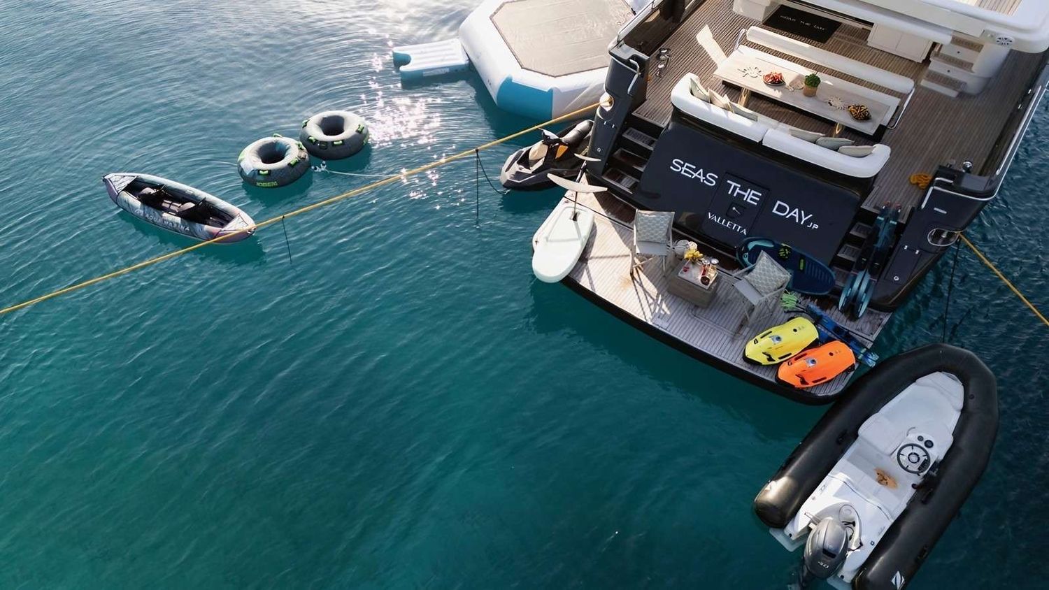 yacht-550850