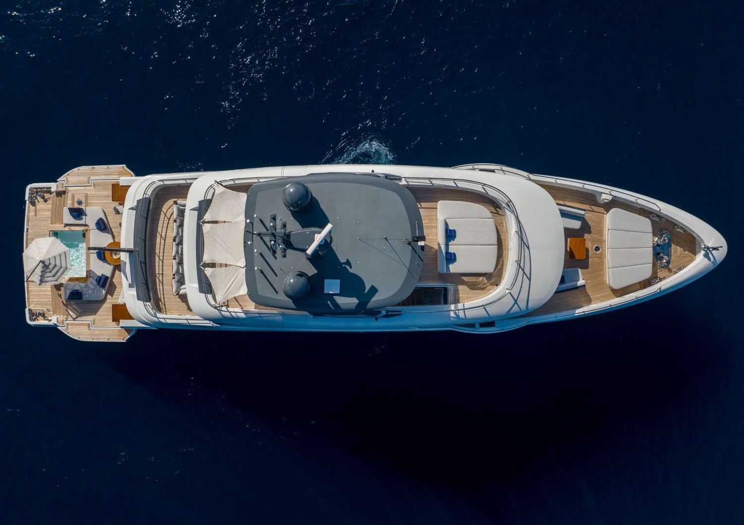 yacht-556997