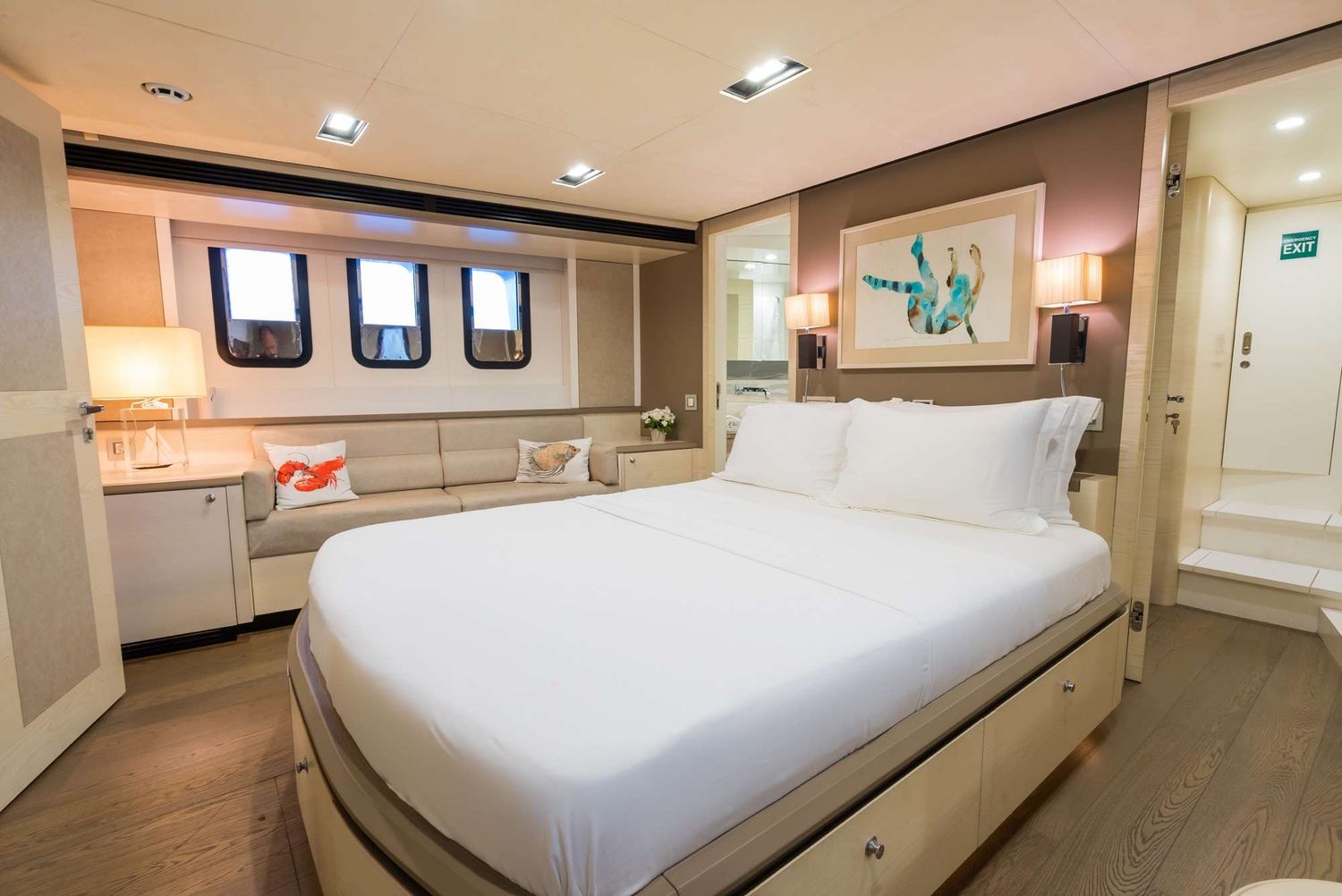 yacht-550674