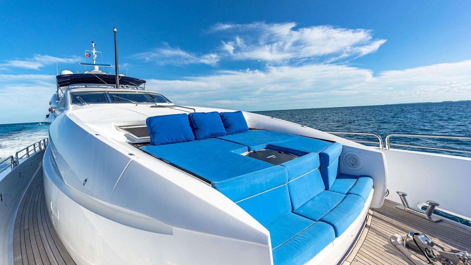 yacht-550795