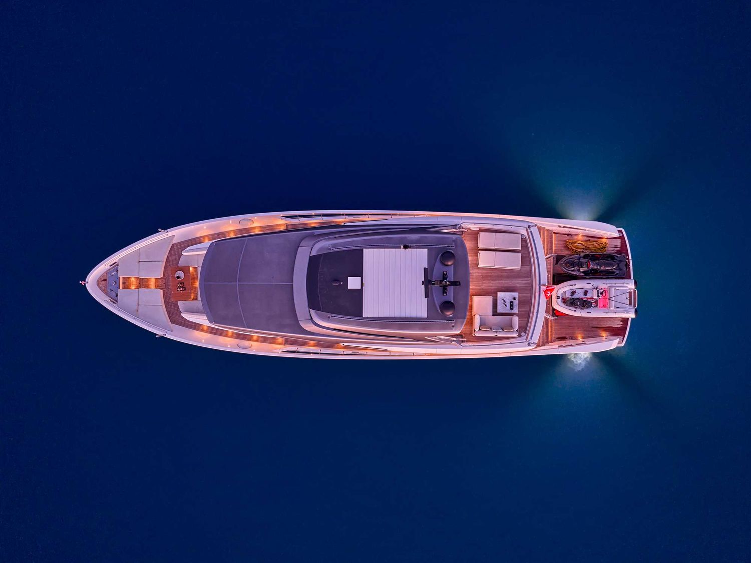 yacht-550442