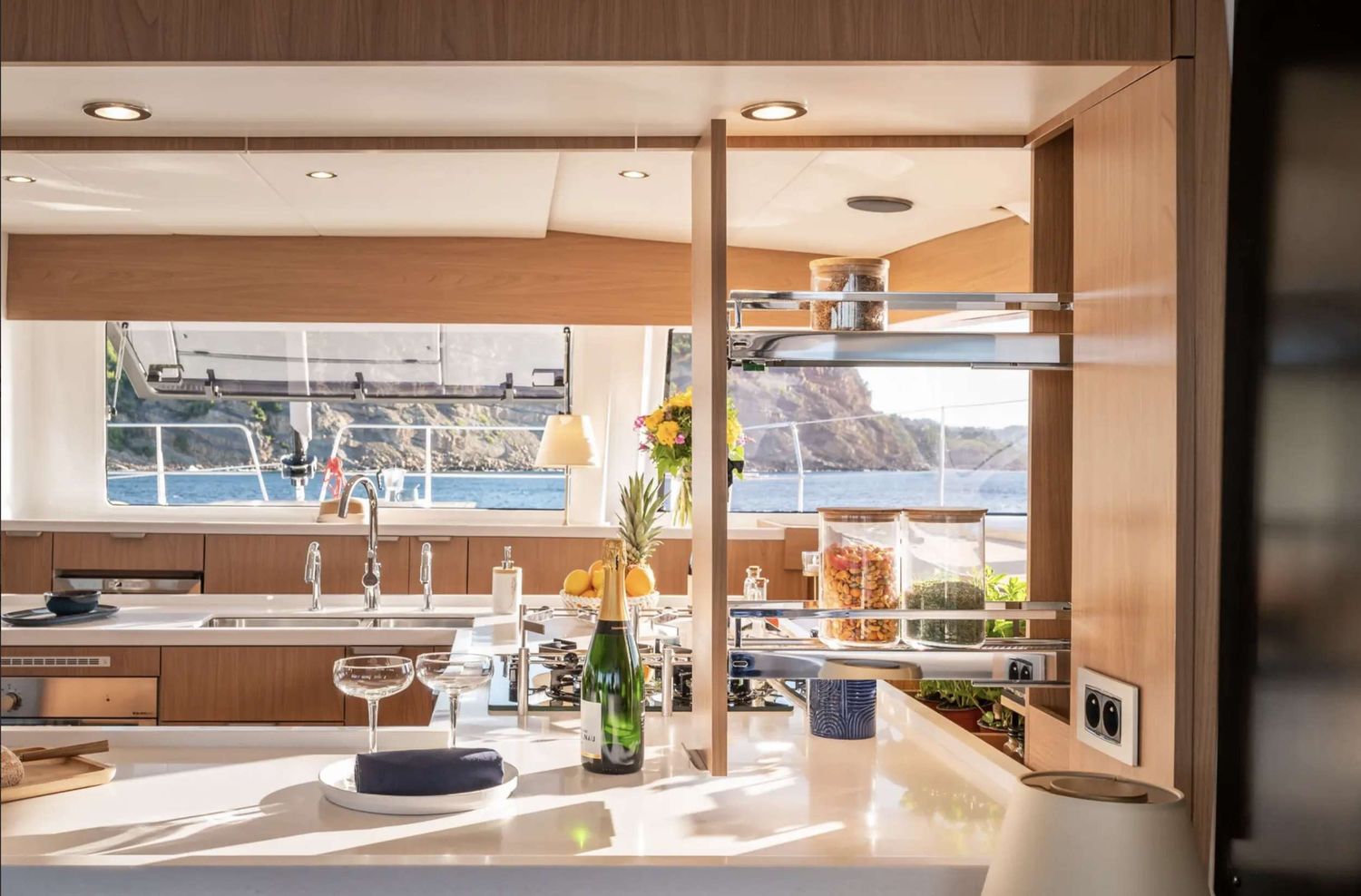 yacht-551186