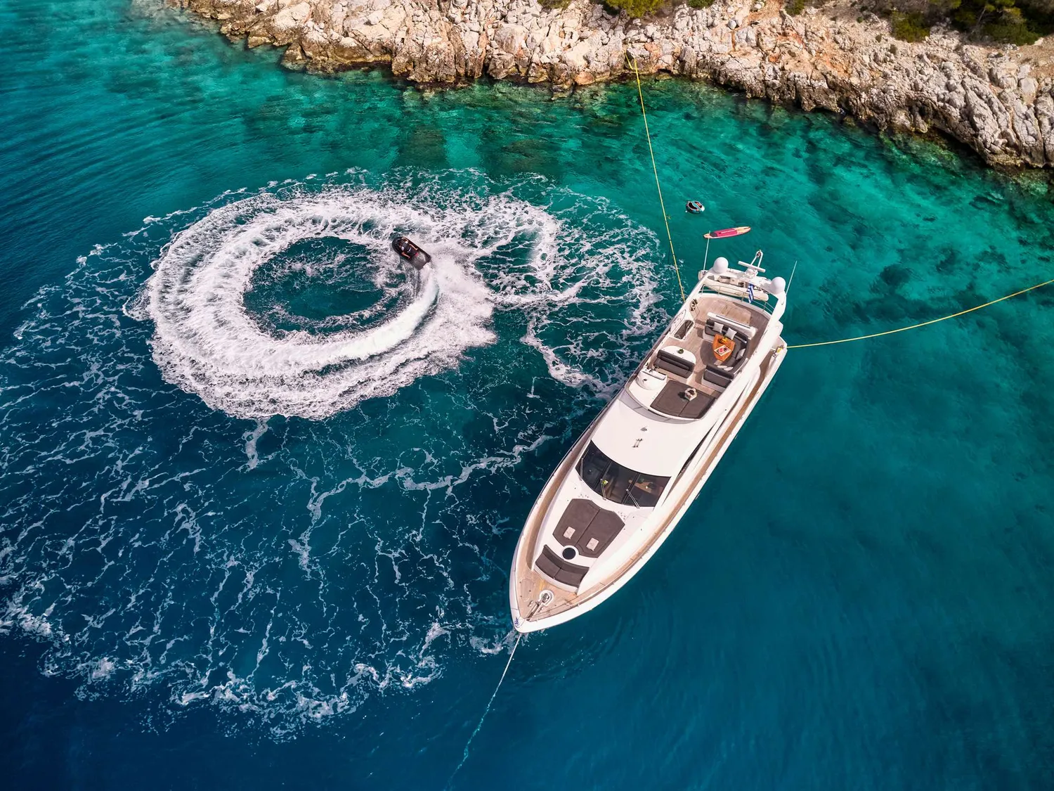 yacht-552573