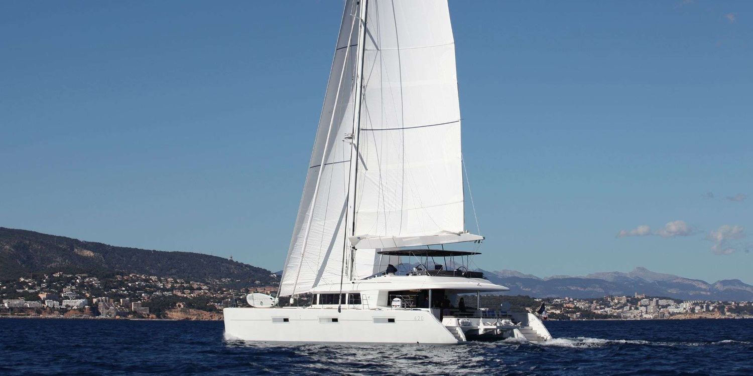 yacht-550738