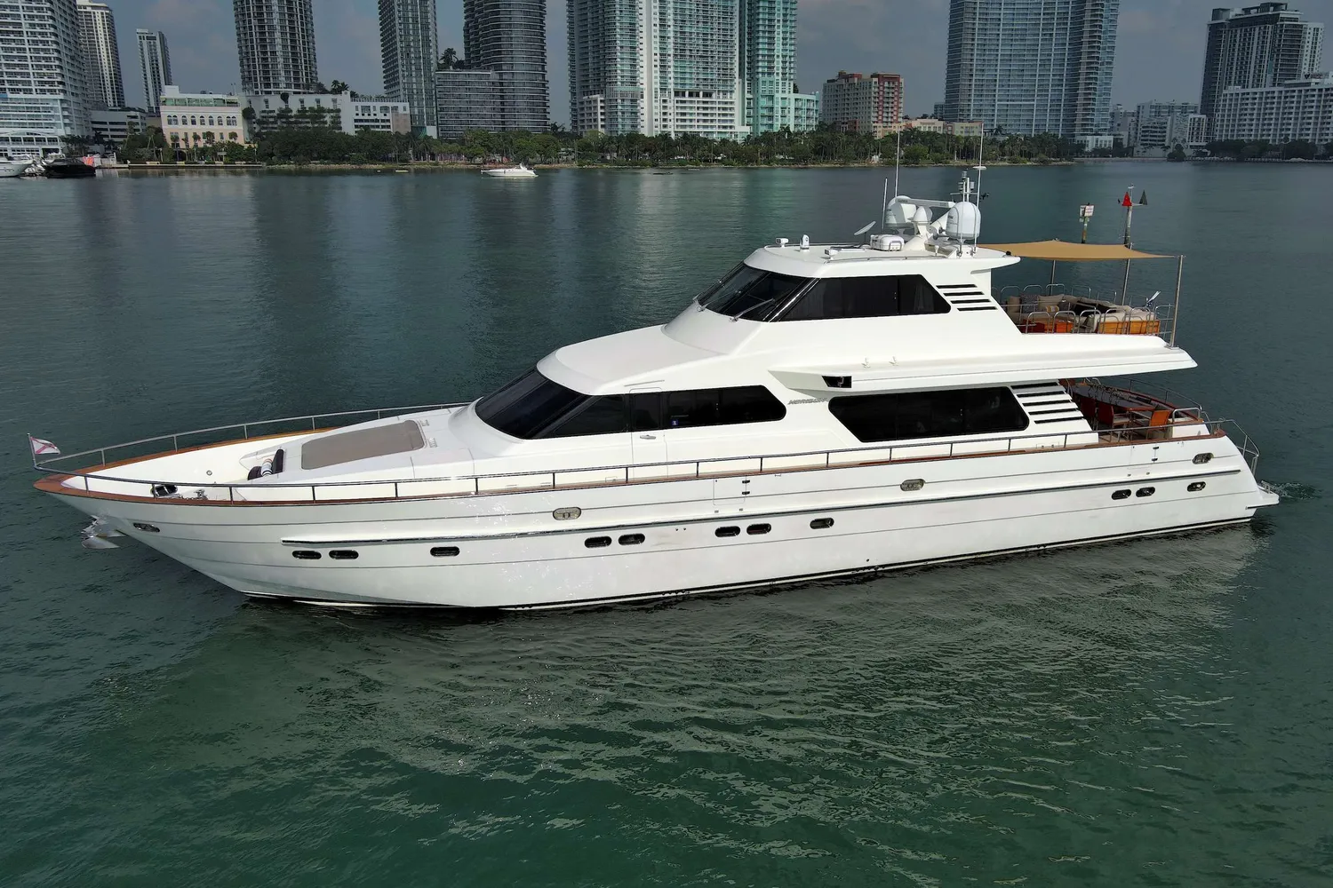 yacht-552965