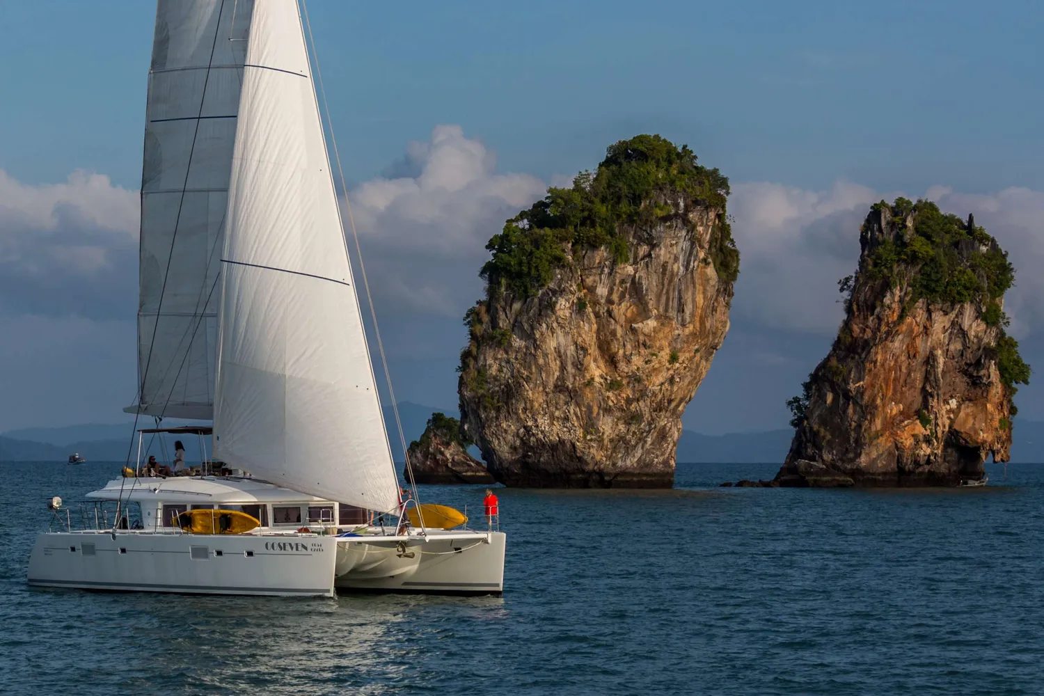 yacht-553476