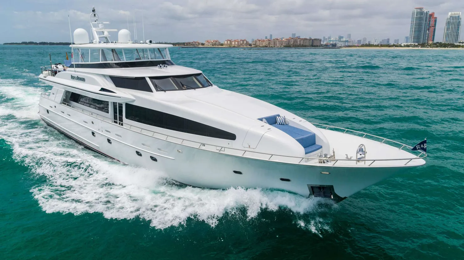 yacht-552451