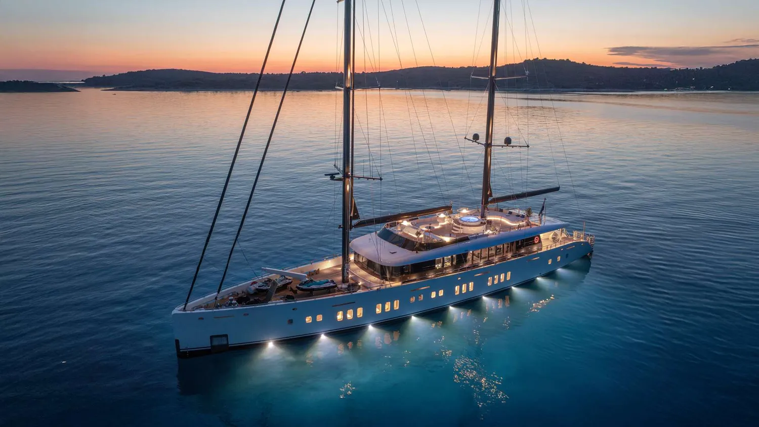 yacht-553355