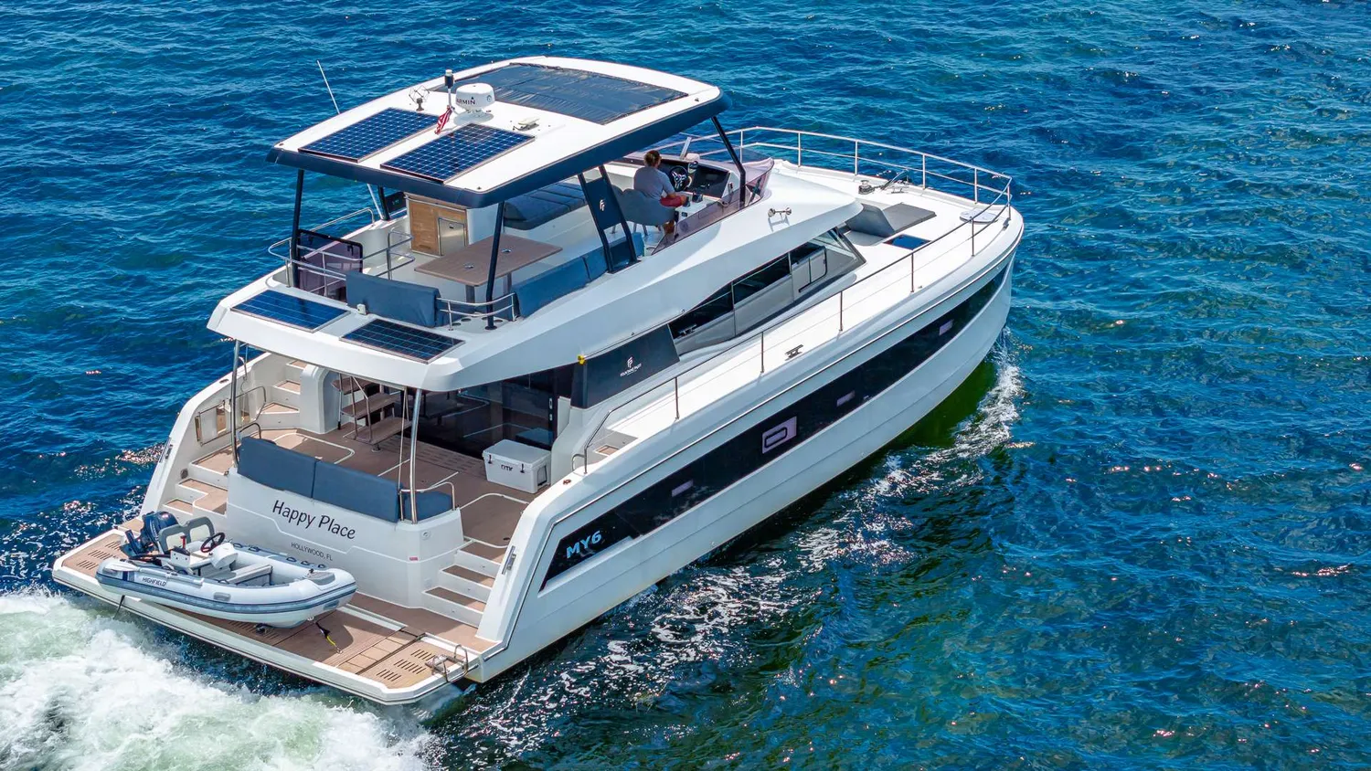 yacht-552535