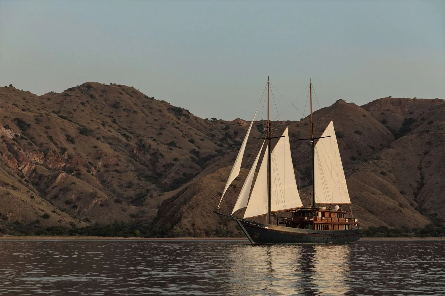 yacht-551838