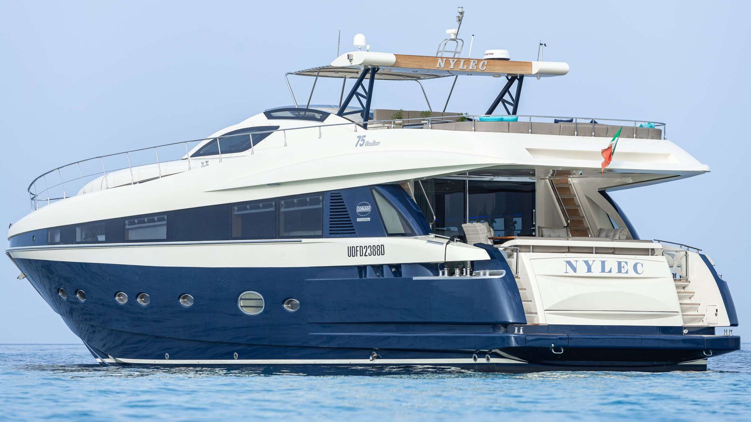 yacht-550192