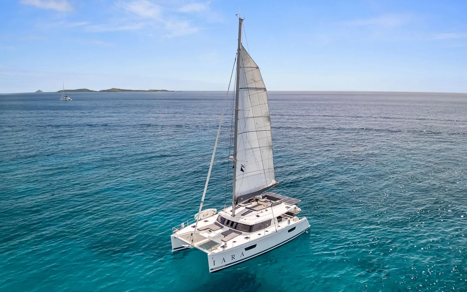 yacht-553533
