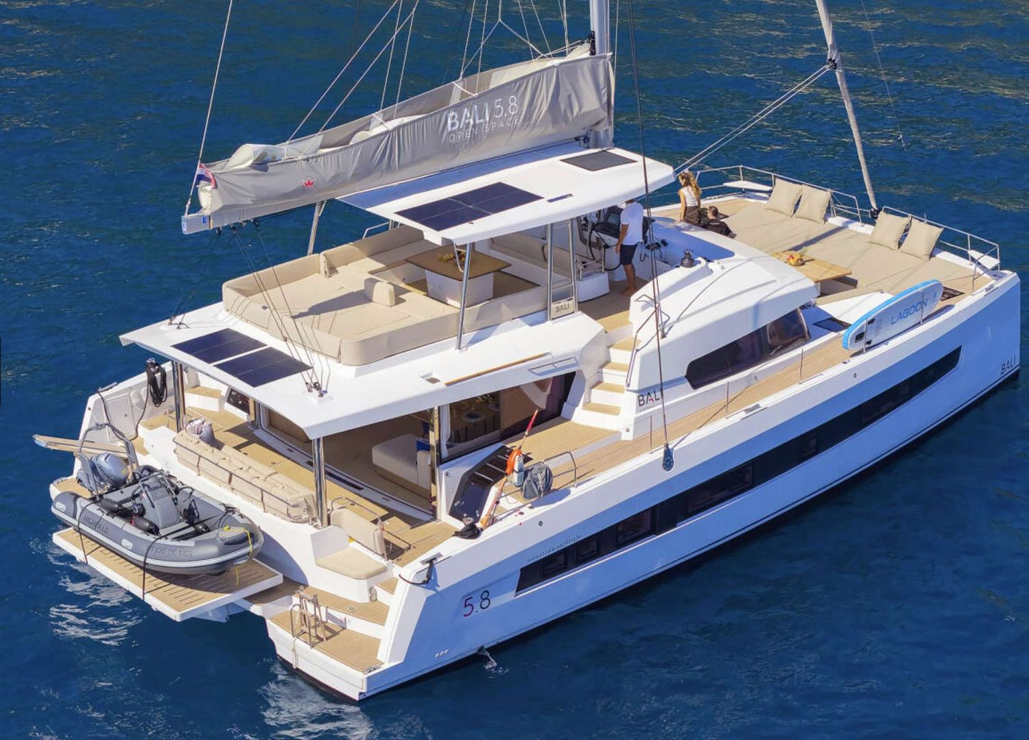 yacht-551194