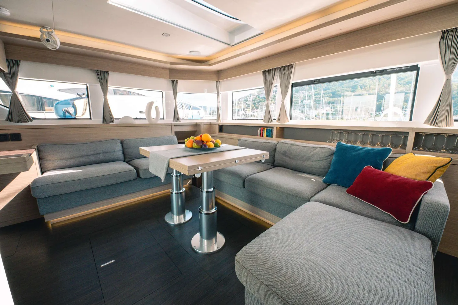 yacht-595470