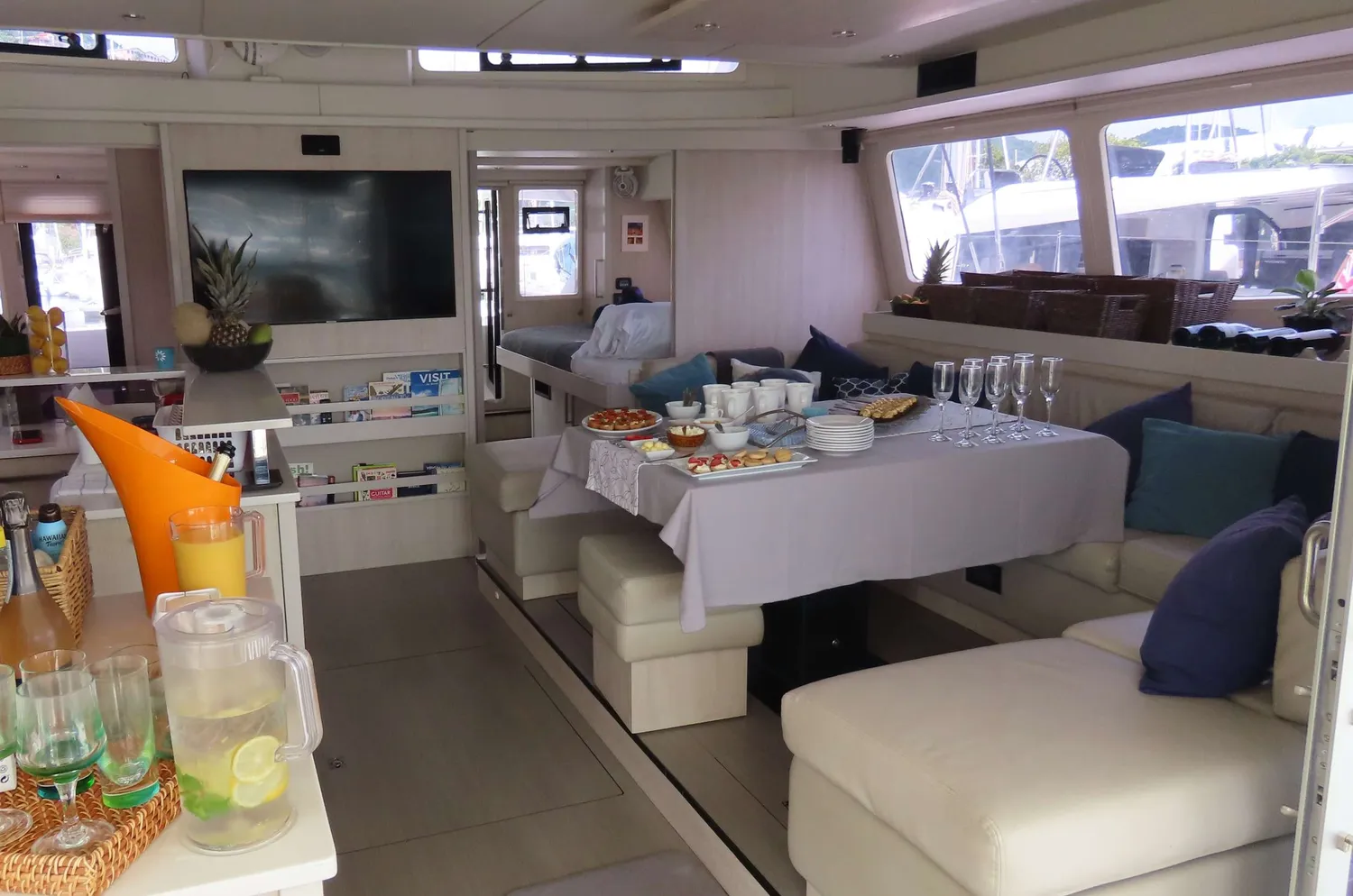 yacht-561521