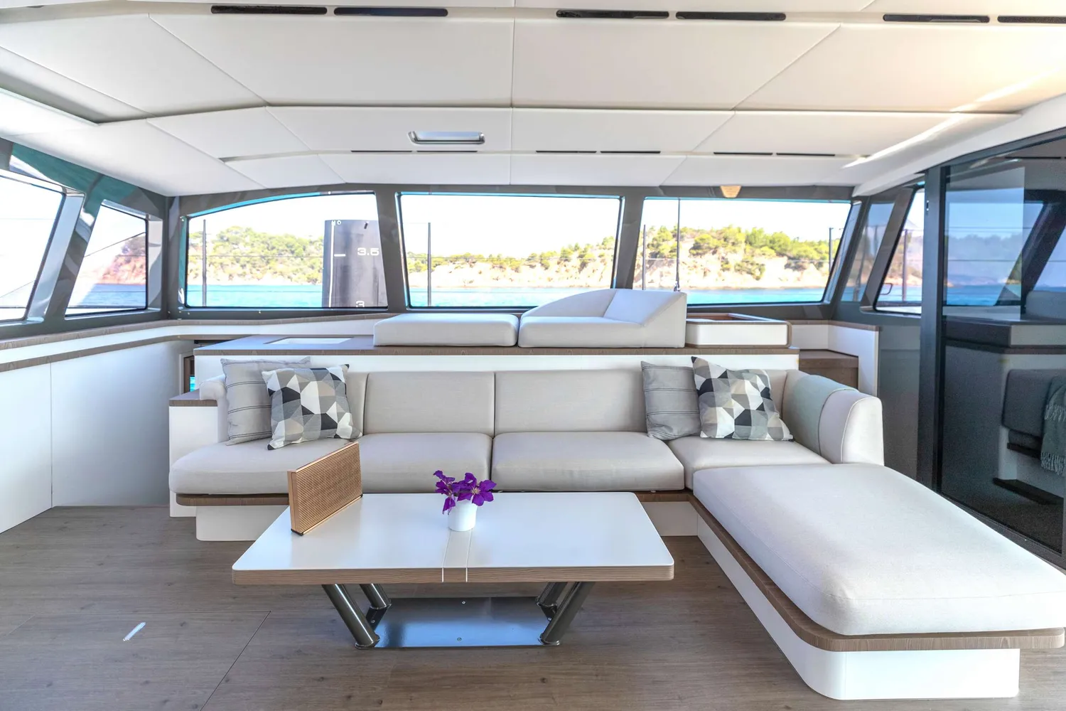 yacht-583780