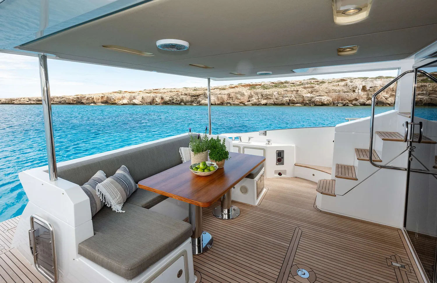 yacht-595892