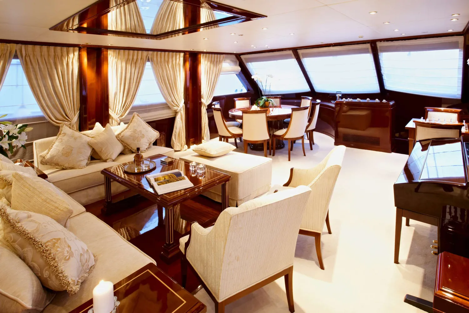 yacht-581237