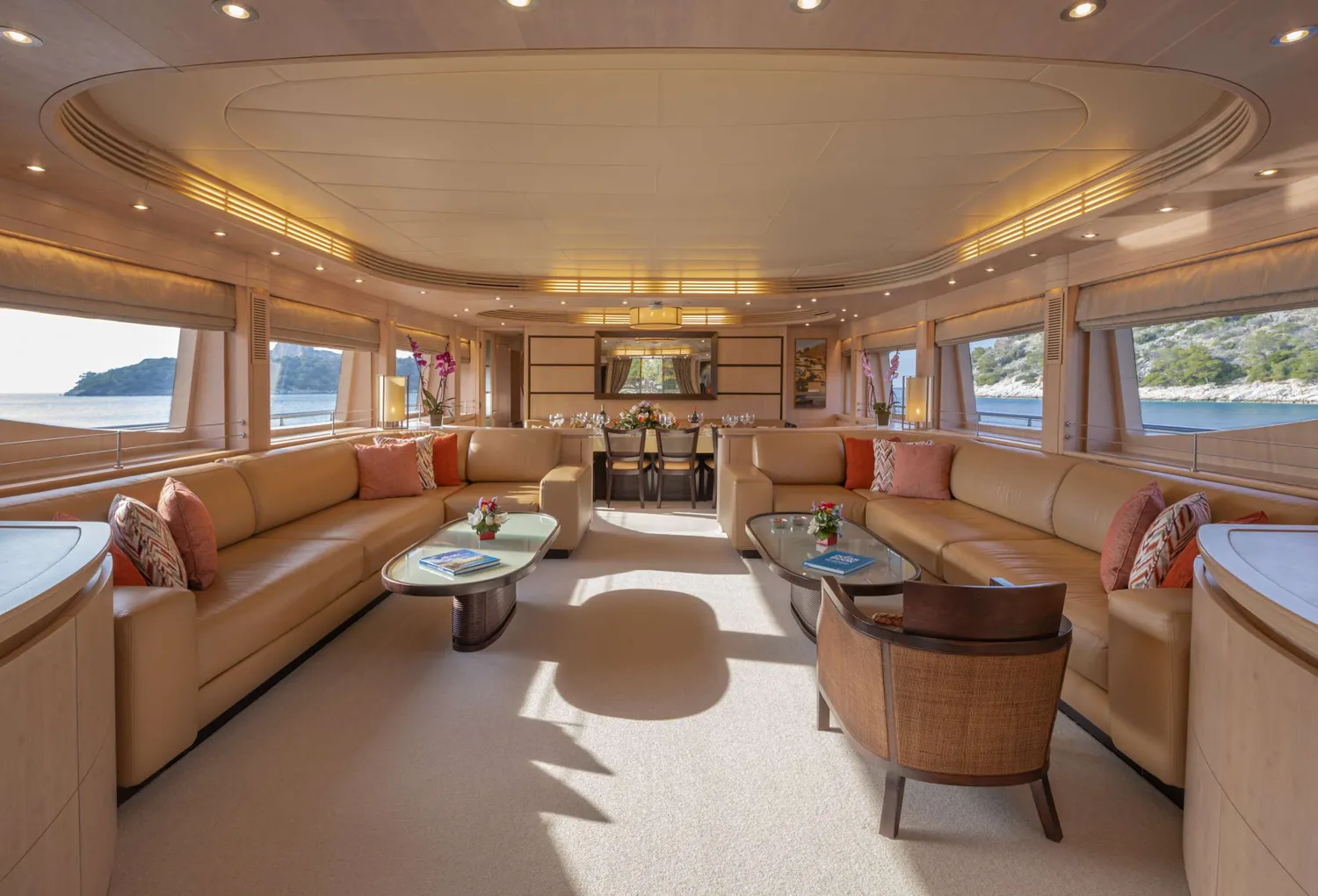 yacht-560275
