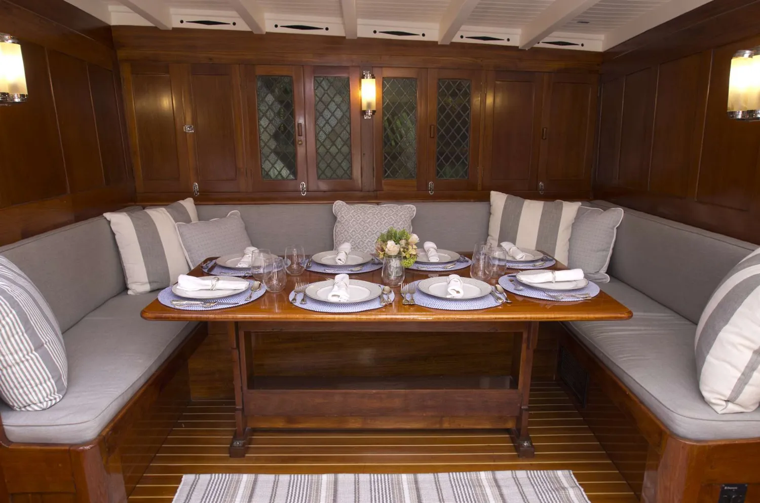 yacht-584488