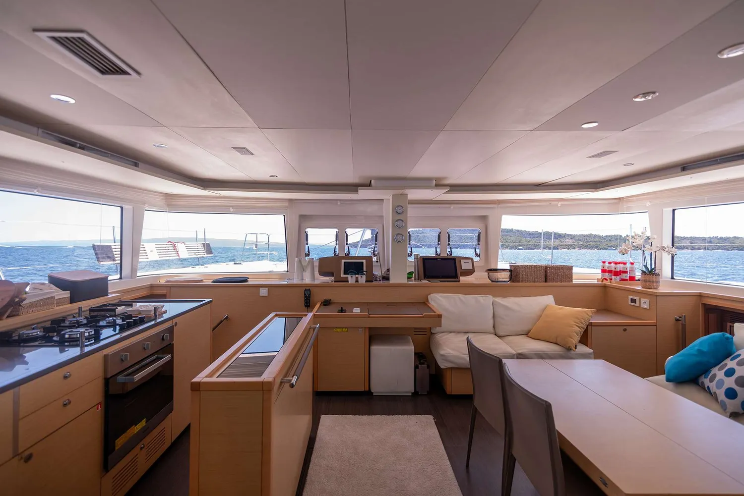 yacht-564602