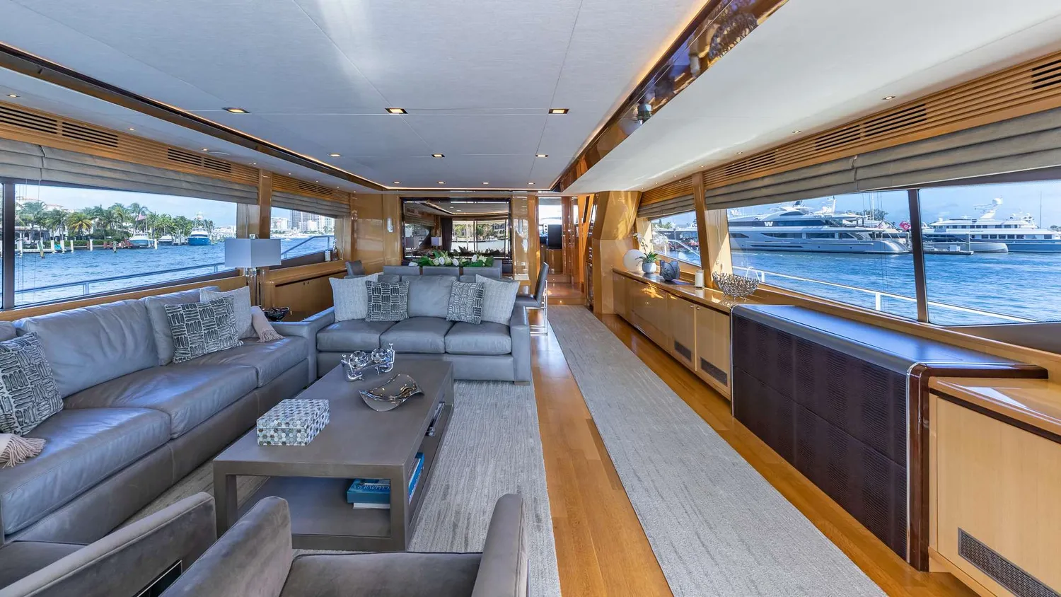 yacht-581122