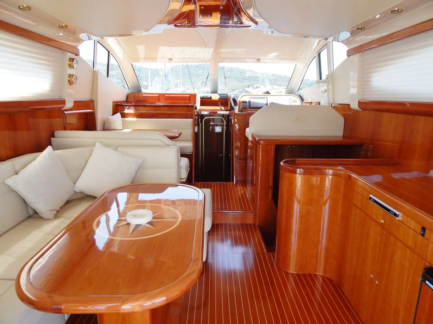 yacht-589343