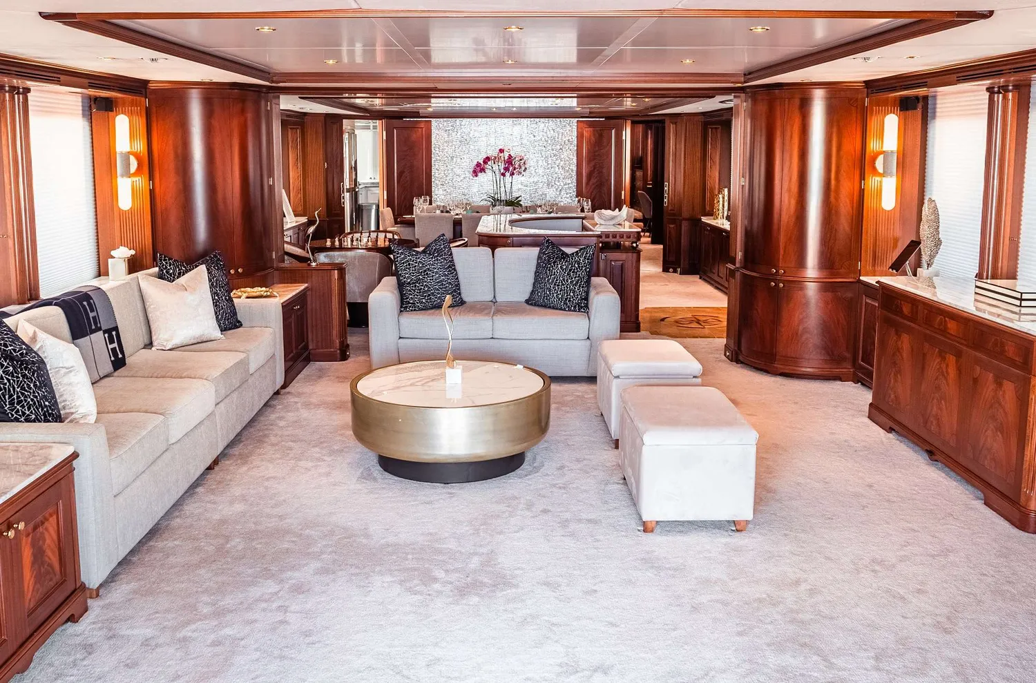 yacht-560152