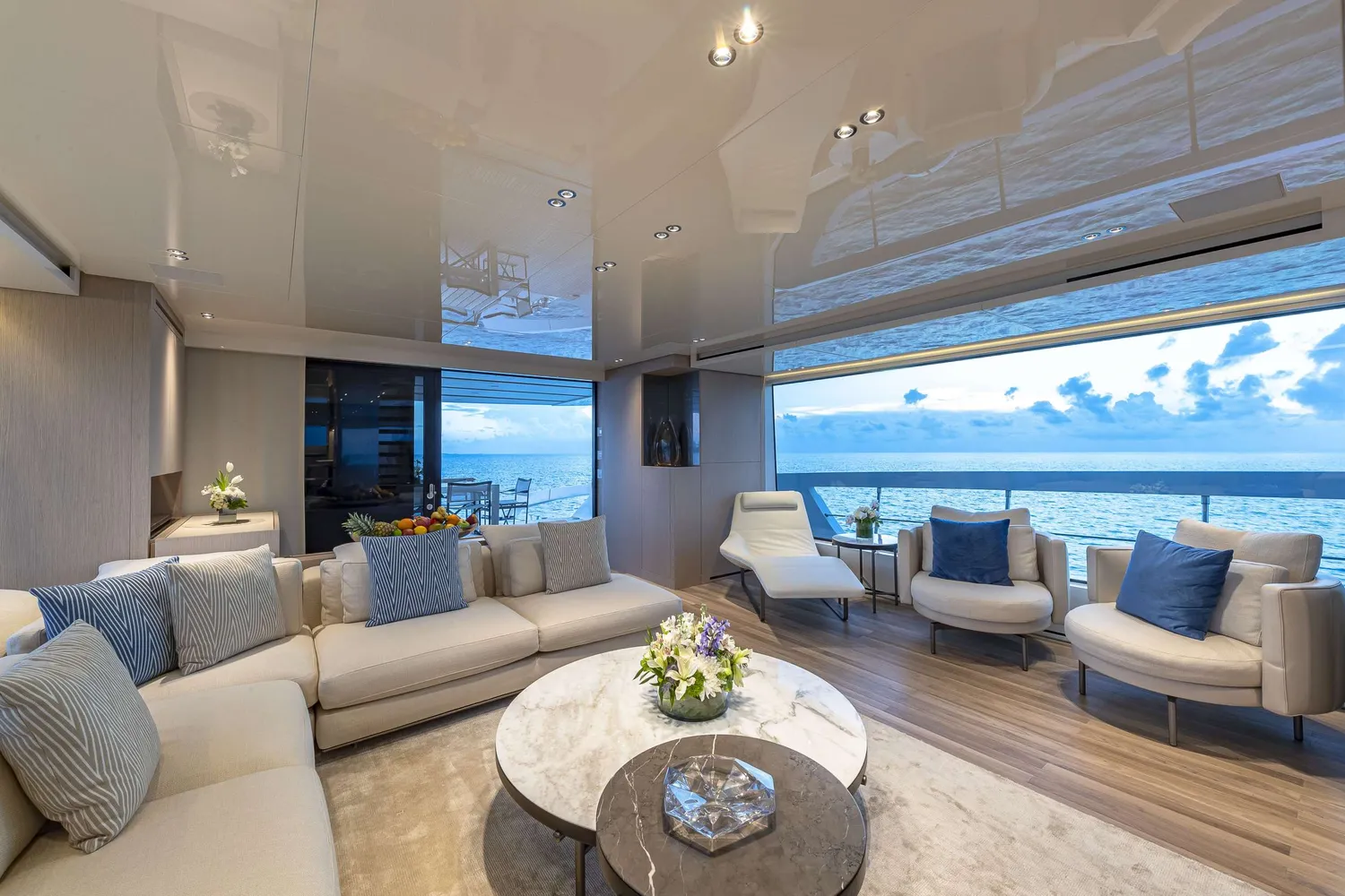 yacht-578875