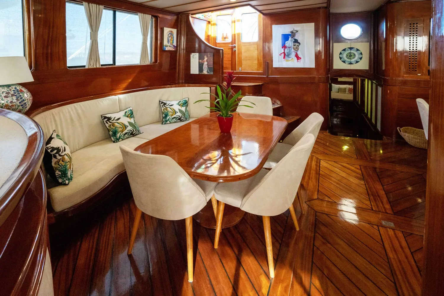 yacht-574234