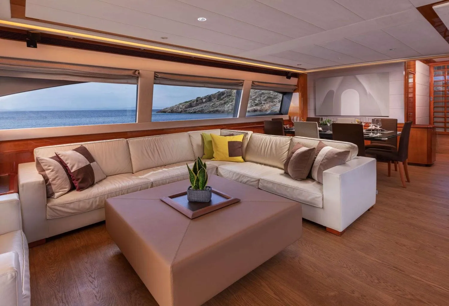yacht-592337