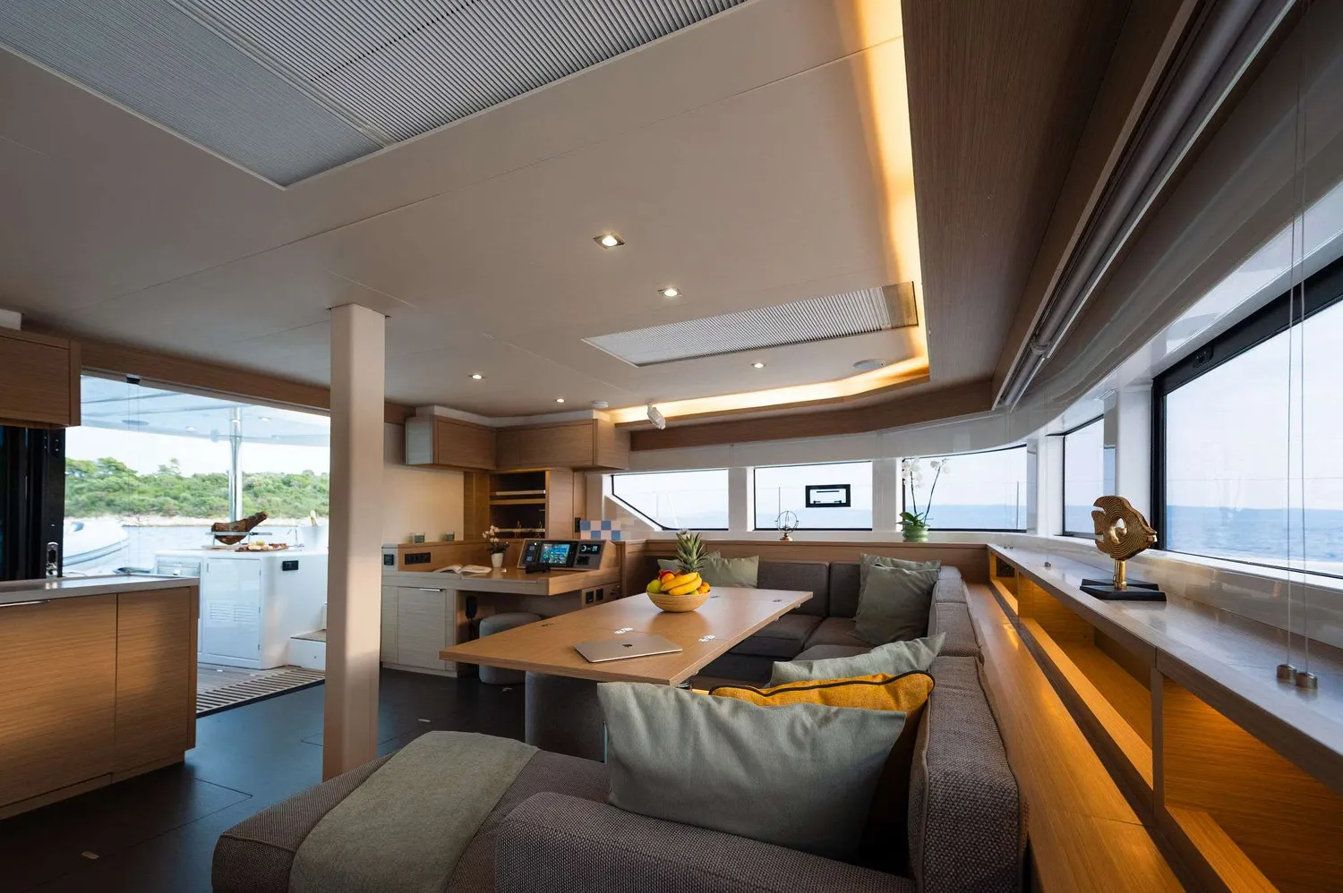 yacht-575576