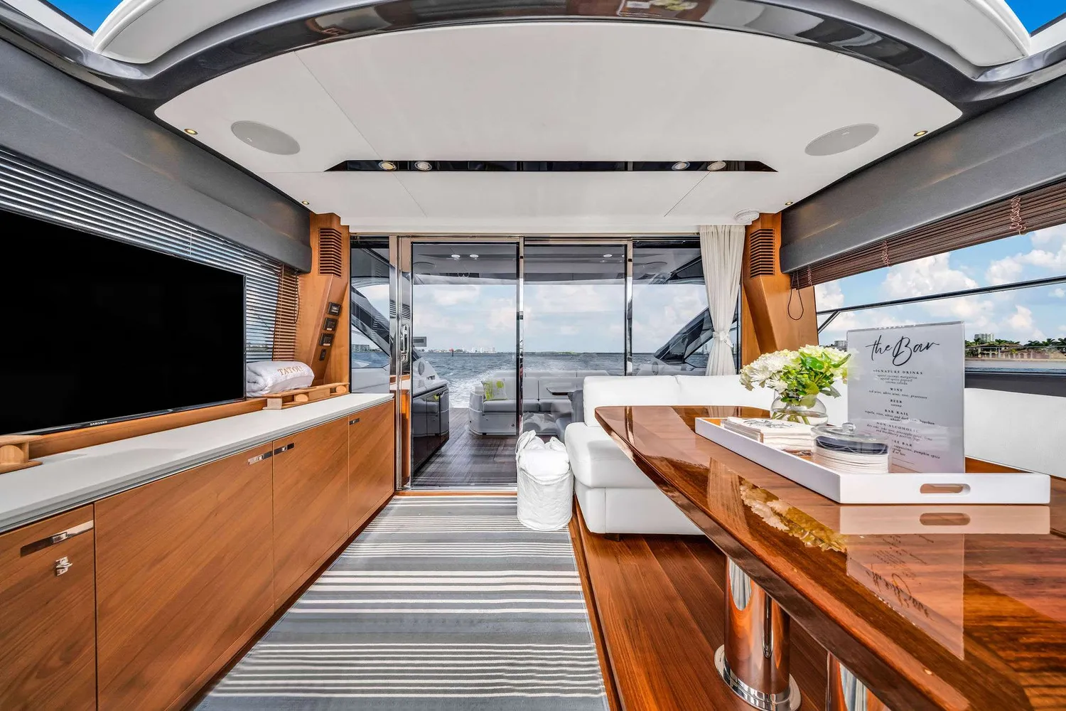 yacht-559897