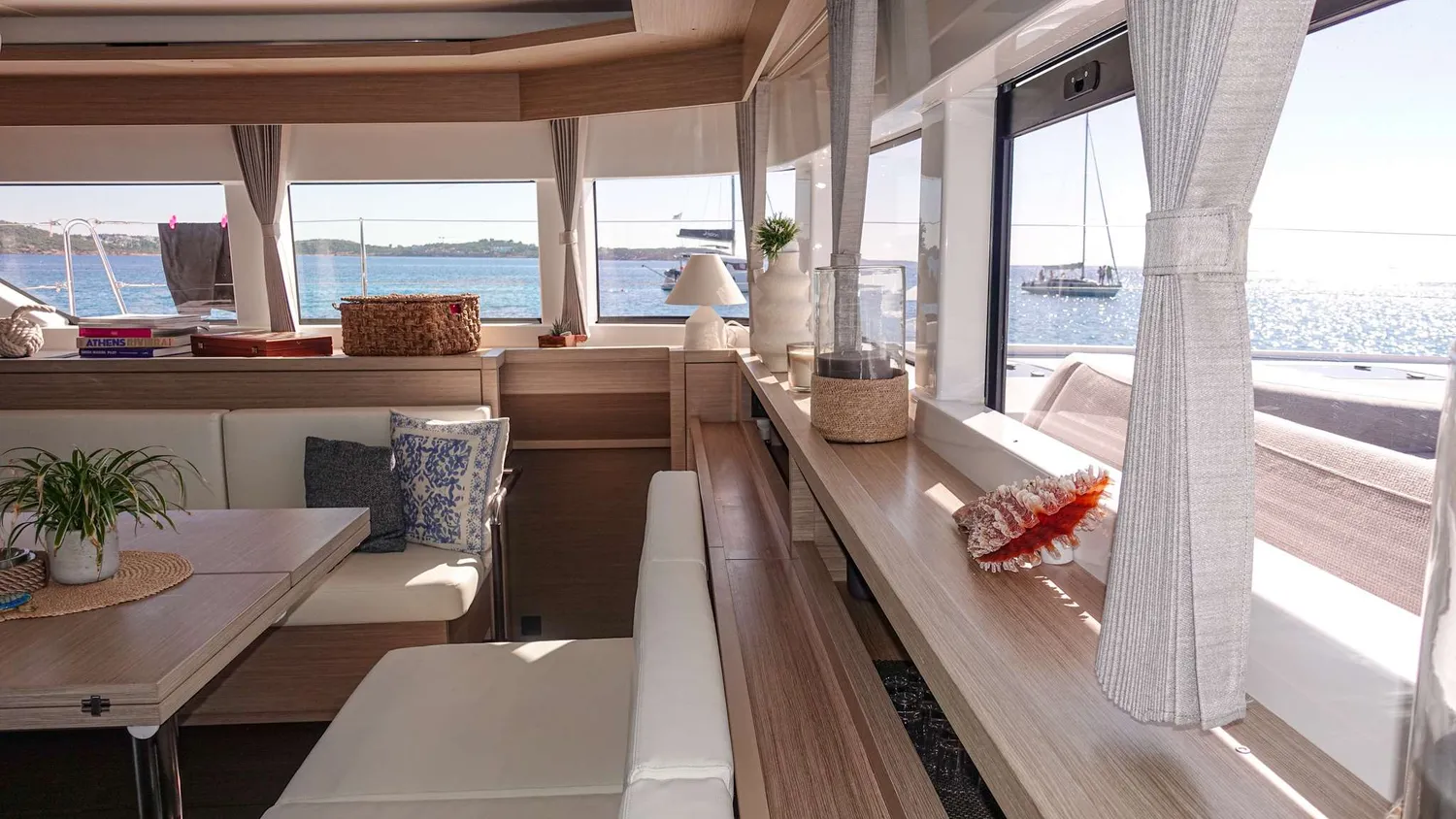 yacht-597766