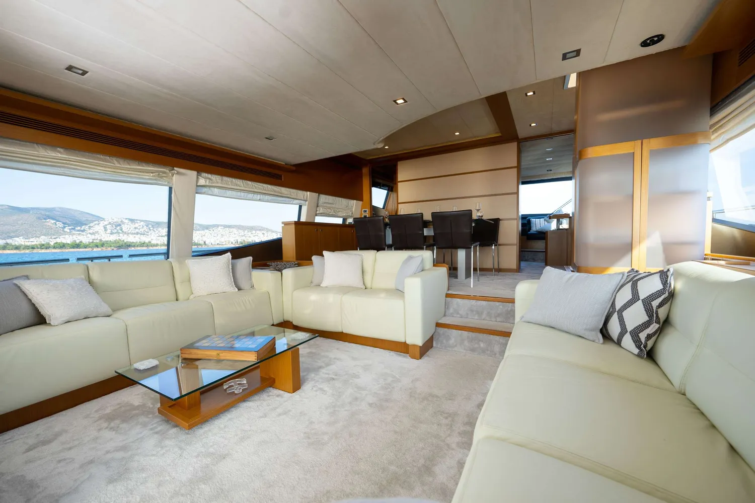 yacht-588448