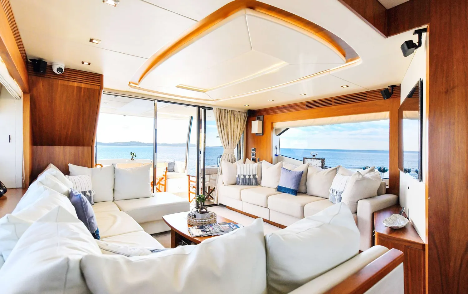 yacht-557346