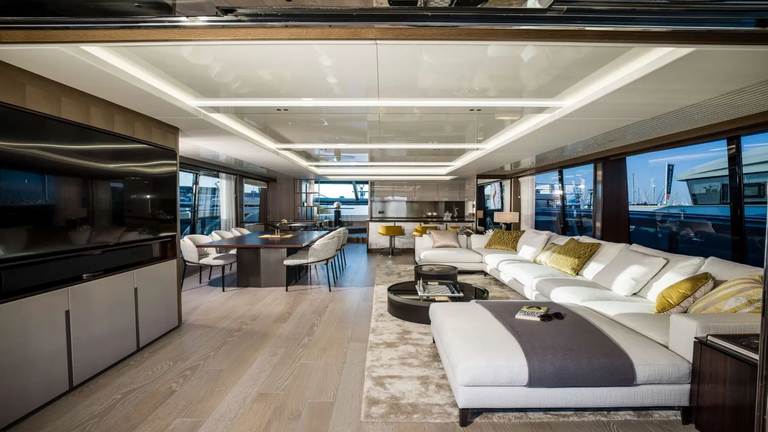 yacht-582812