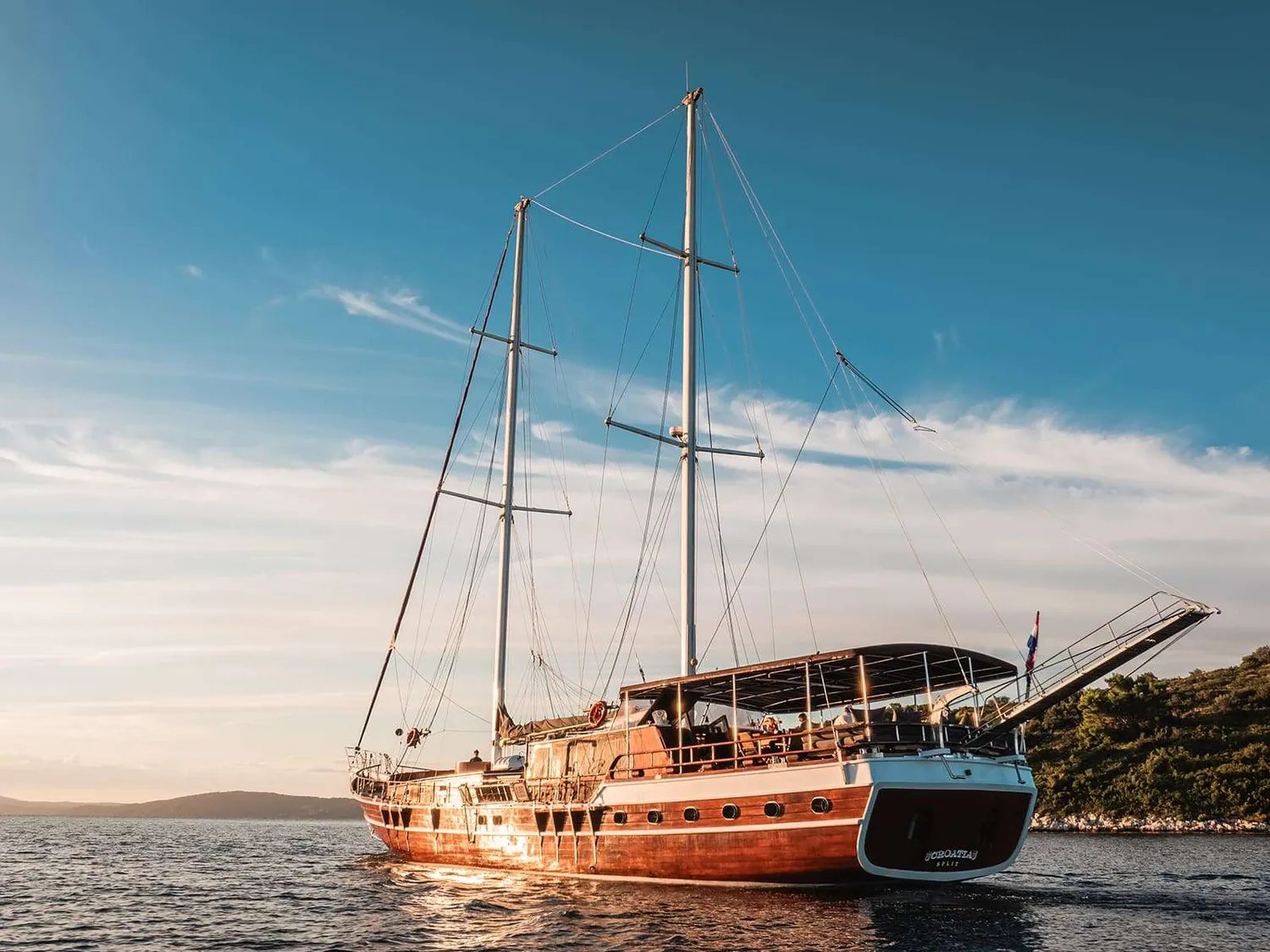yacht-589685