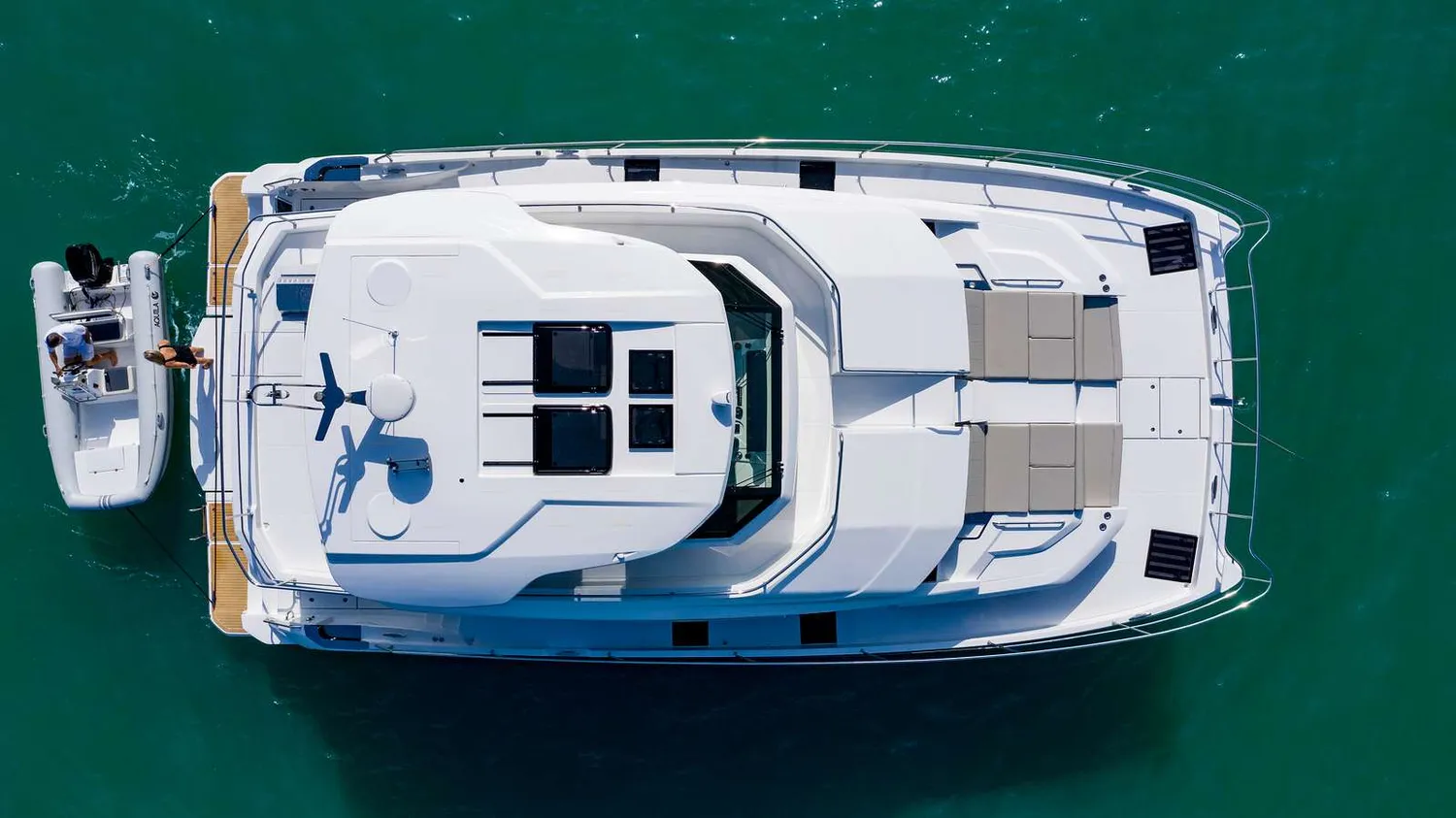 yacht-563038