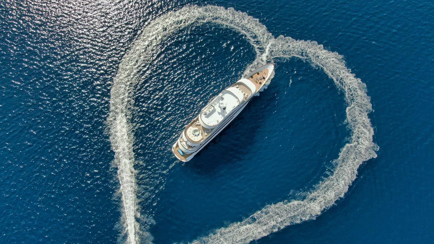 yacht-584615