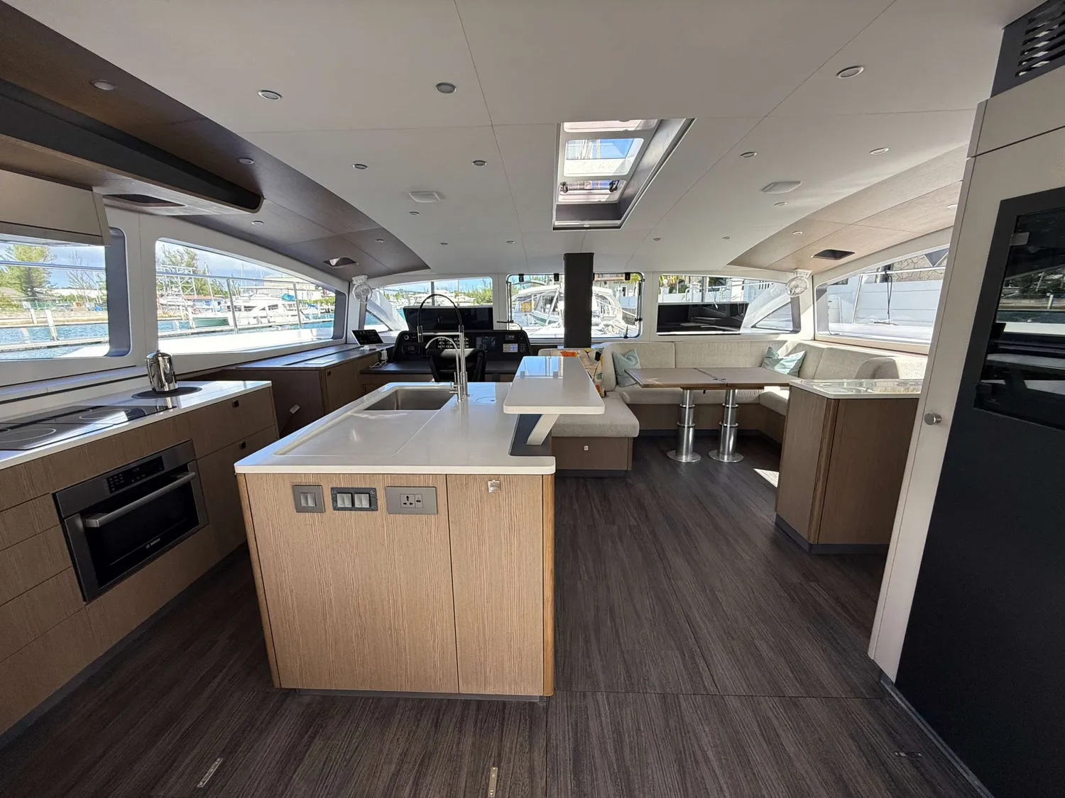 yacht-573887