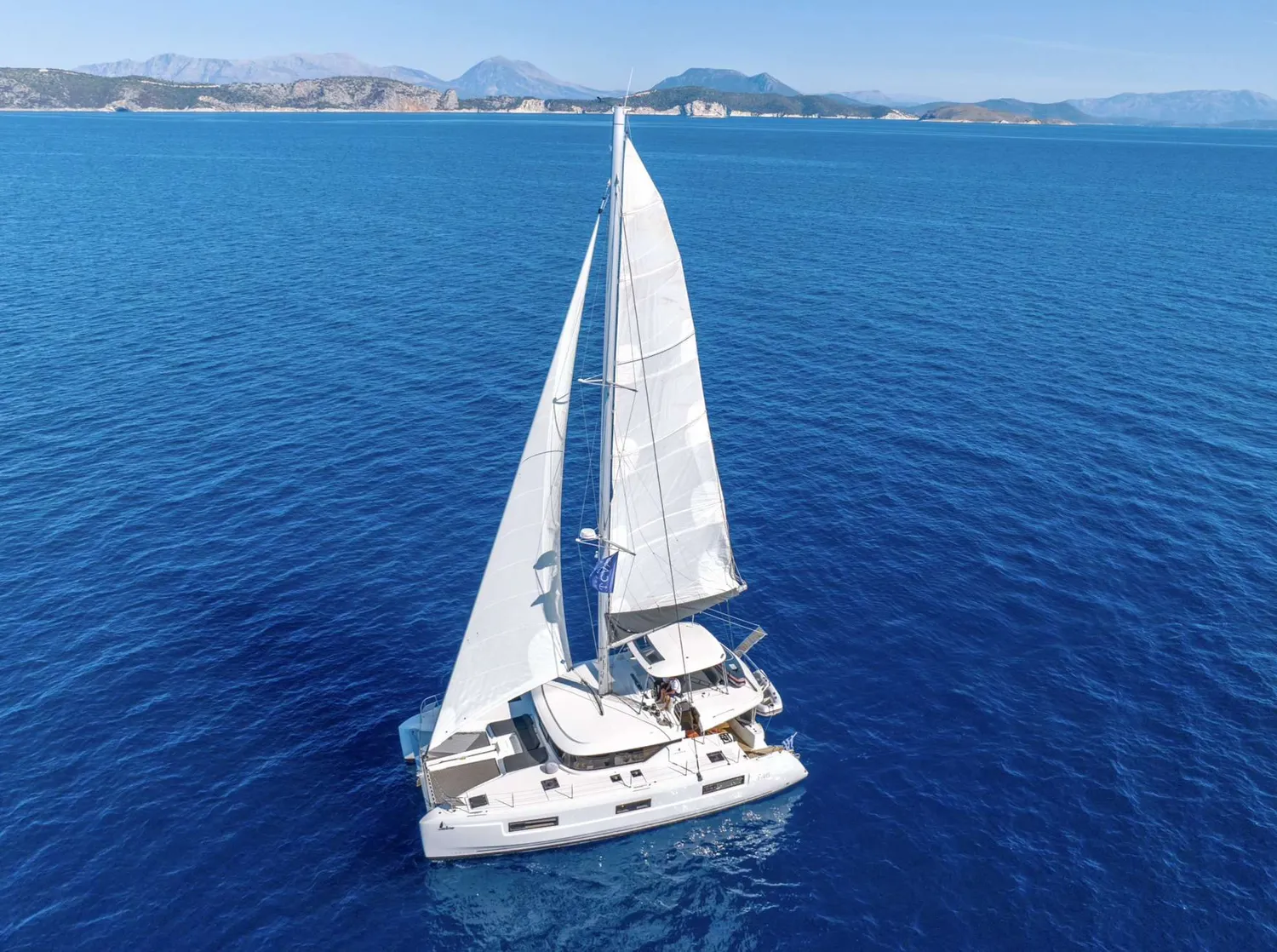 yacht-574875