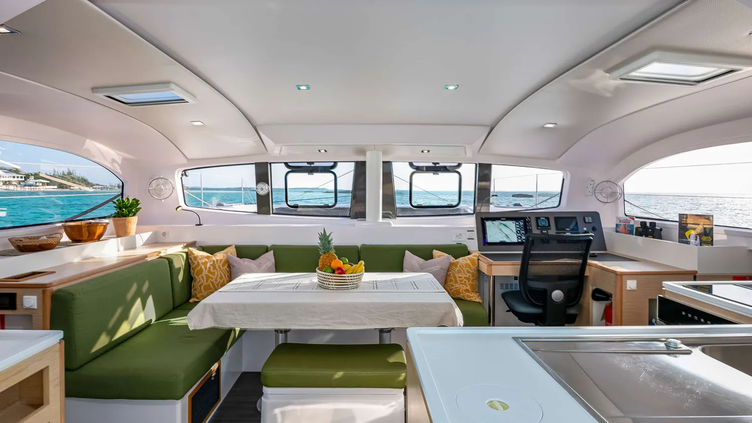 yacht-581679
