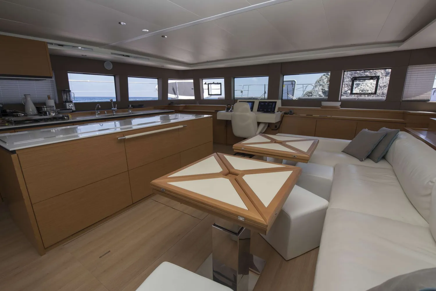 yacht-580452