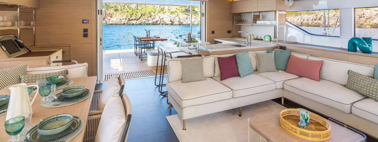 yacht-570847