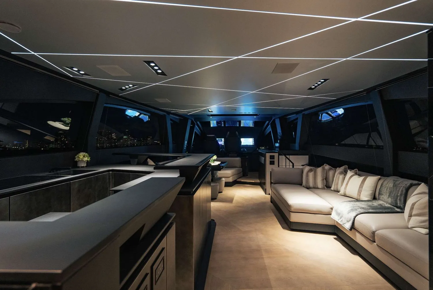yacht-584316
