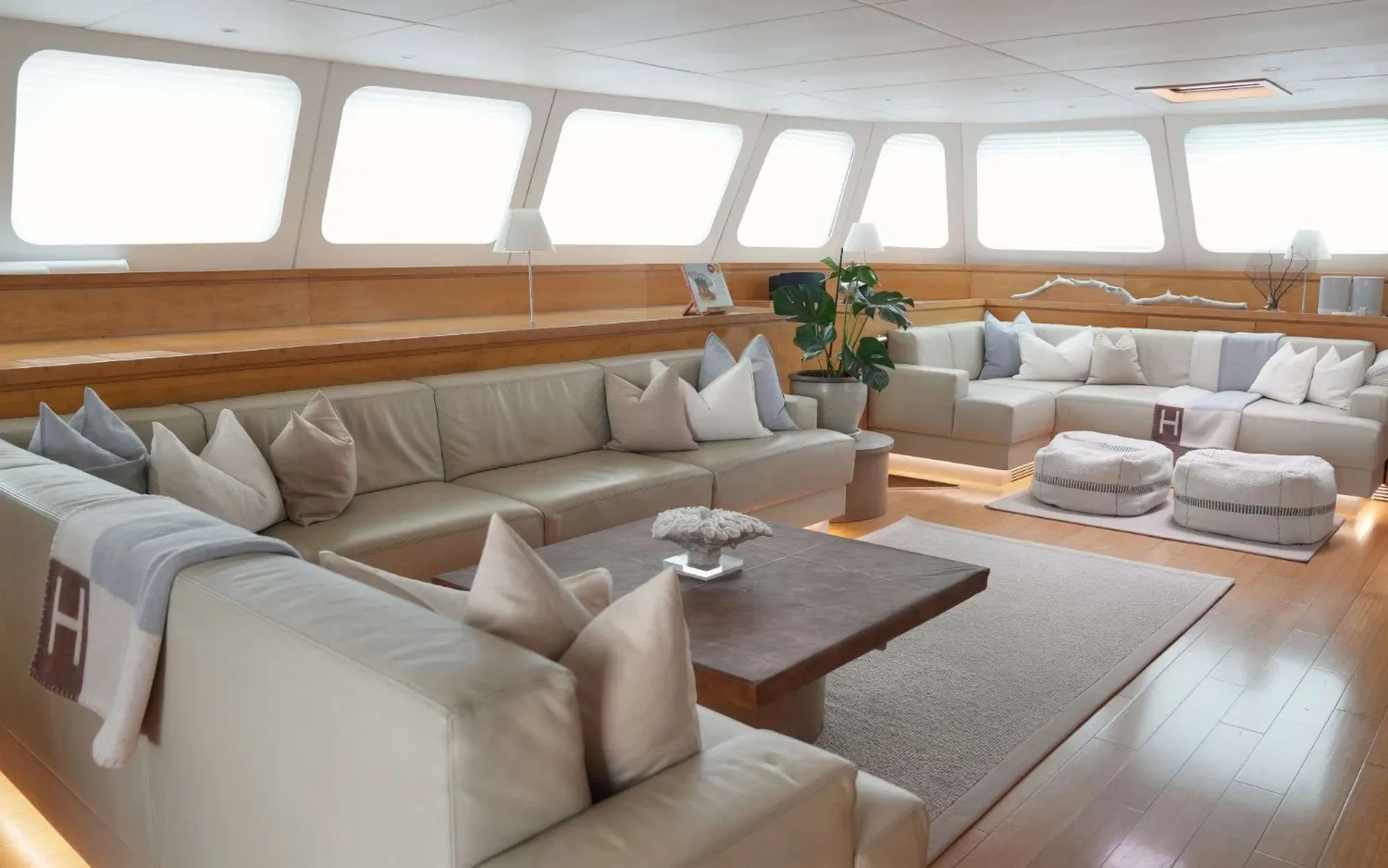 yacht-600112