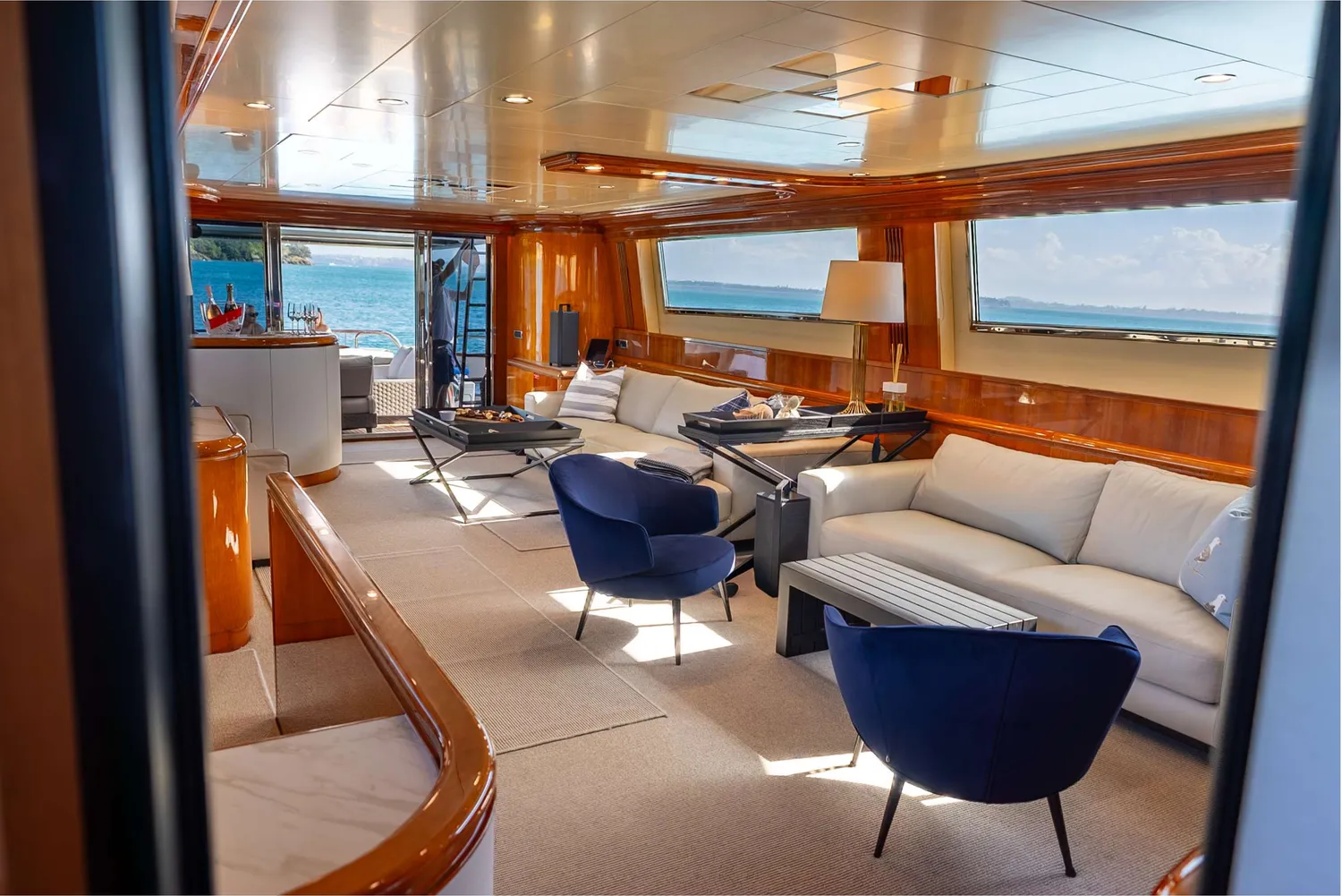 yacht-571373
