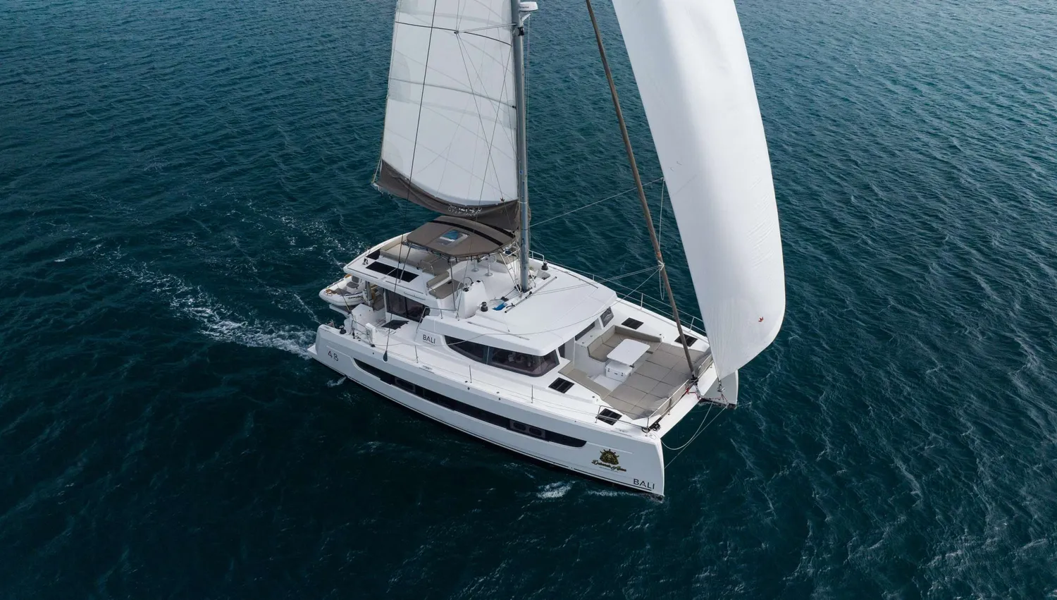 yacht-590745
