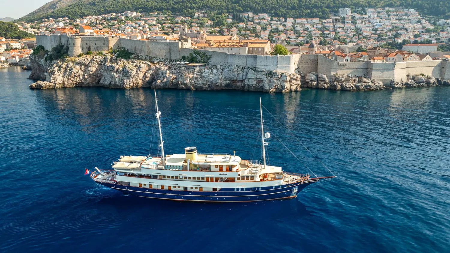 yacht-588242